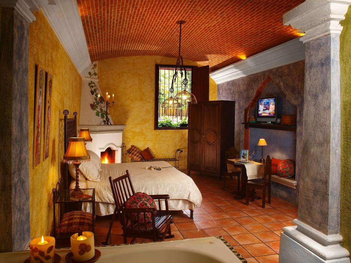 Hotel Palacio De Dona Beatriz アンティグア・グアテマラ エクステリア 写真
