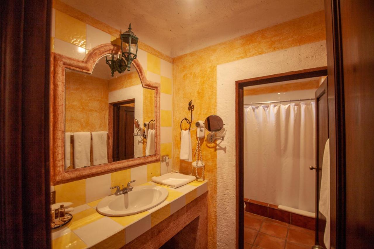 Hotel Palacio De Dona Beatriz アンティグア・グアテマラ エクステリア 写真
