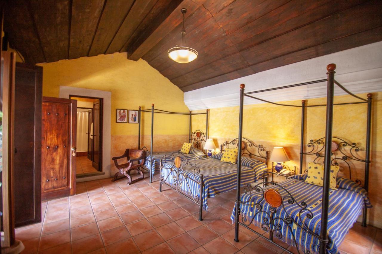 Hotel Palacio De Dona Beatriz アンティグア・グアテマラ エクステリア 写真